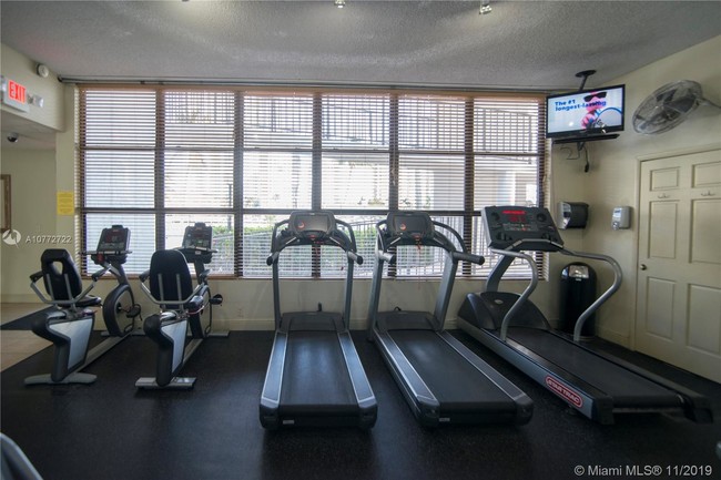 Building Photo - OCEANVIEW PARK CONDO