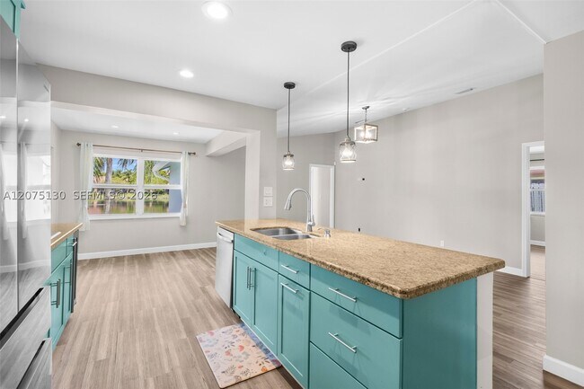 Building Photo - 1151 NW 78th Ave