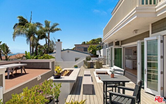 Building Photo - 25157 Malibu Rd