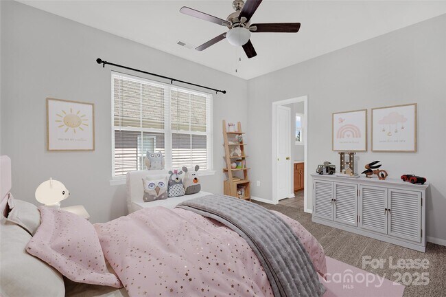 Building Photo - 104 Kensington St