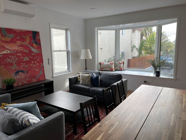 Building Photo - Viewing Schedule: Please call Shami at (415) 225-2543 to schedule a viewing.