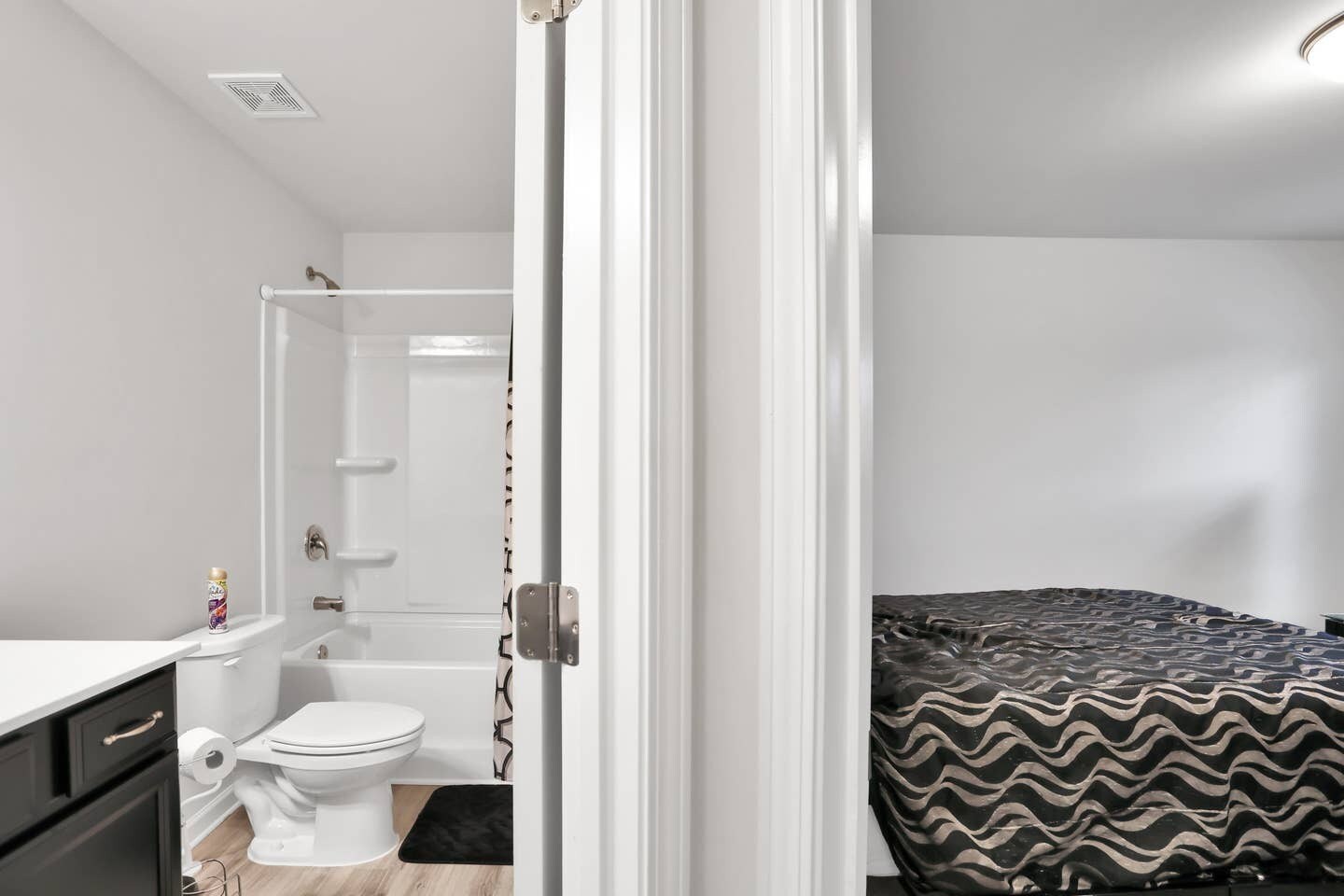 Building Photo - 5512 Cascade Run