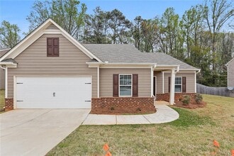 Building Photo - 3509 Mica Cir SE