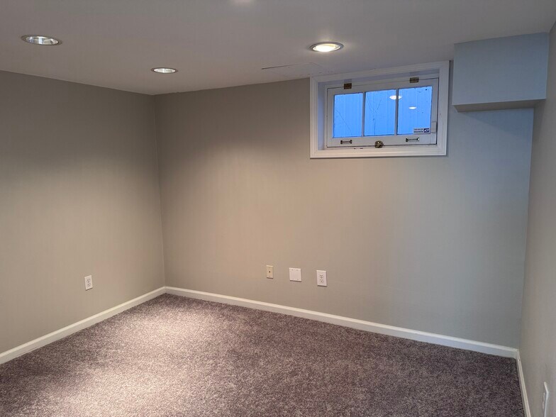 Bedroom 3 - 2270 Holly St