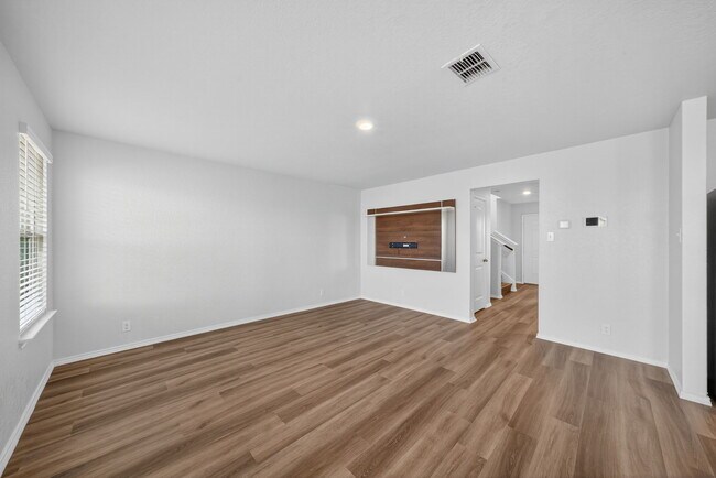 Building Photo - 8203 Rocky Pebble