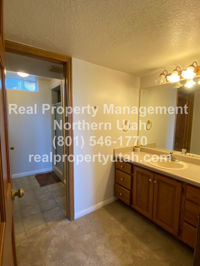 Building Photo - Beautiful Bountiful Home on the Bench Coming Soon!