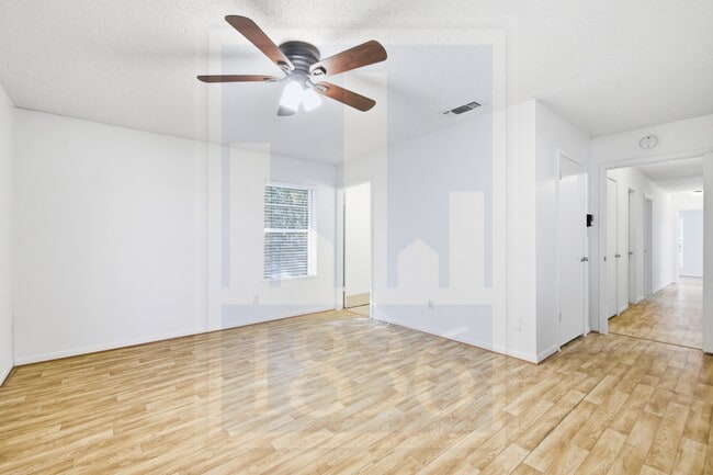 Building Photo - 609 Carlos G Parker Blvd NW