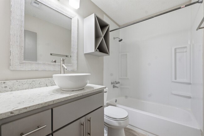 Building Photo - 4118 Garden Springs Dr