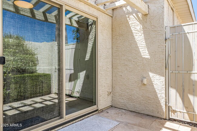 Building Photo - 7345 E Keim Dr