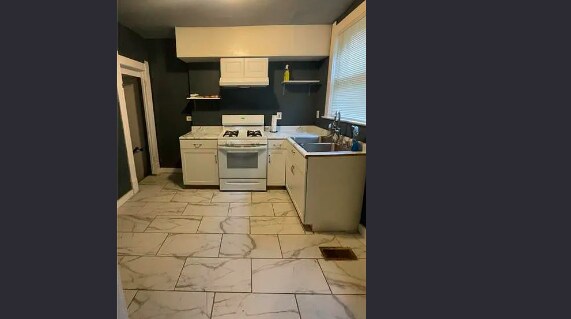 Building Photo - 2242 Auburn Ave