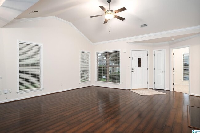 Building Photo - 6062 Townley Ct
