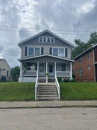 Building Photo - 733 S 18th St