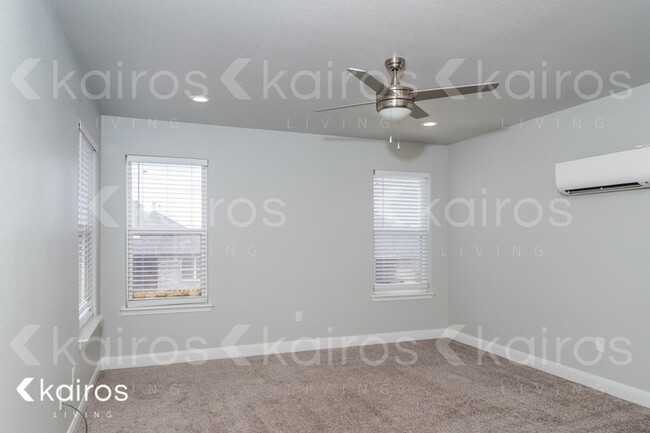 Building Photo - 9700 Heritage Hills Pkwy