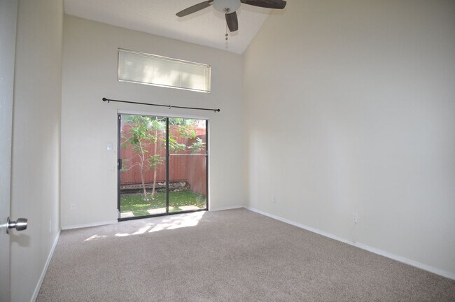 Building Photo - Lovely 3-3-1 condo in Dallas, Plano ISD!
