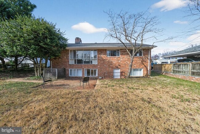 Building Photo - 6020 Cheshire Dr