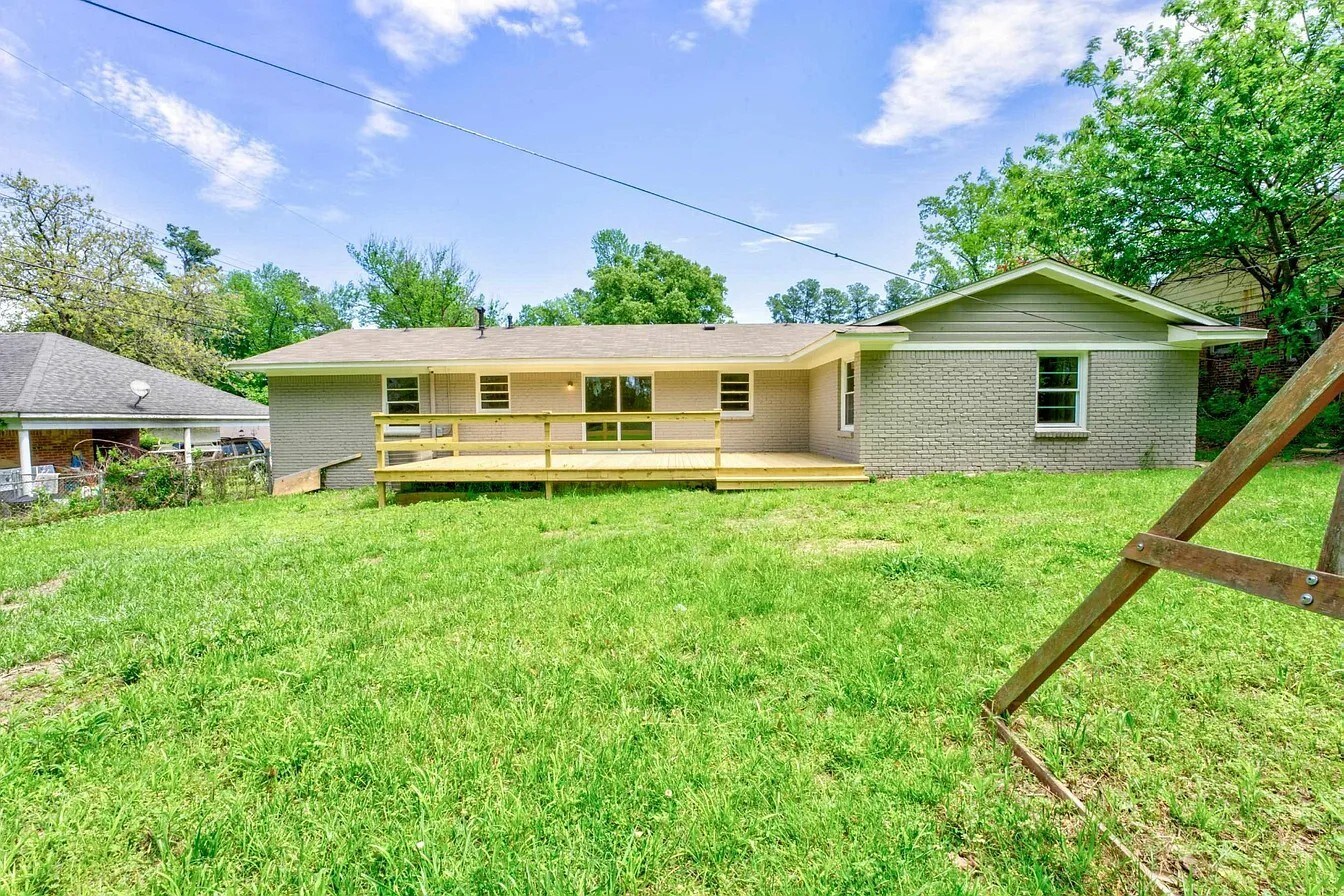 Building Photo - 3061 McGee Cv