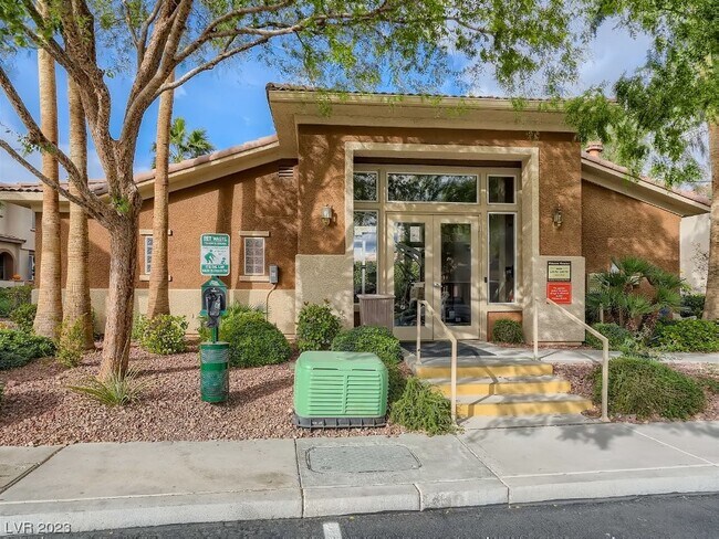 Building Photo - 3845 Wiggins Bay St