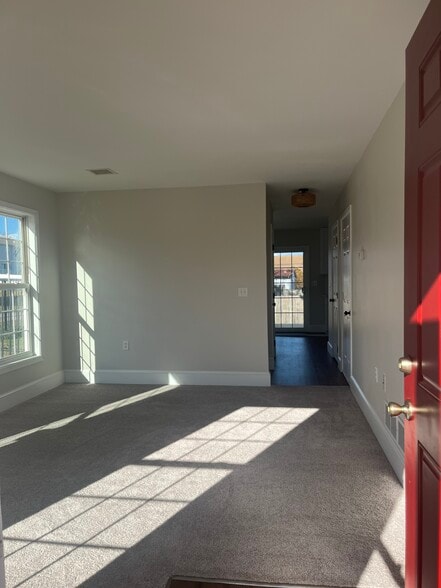 Building Photo - 112 W S St