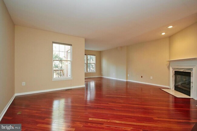 Building Photo - 1426 Park Garden Ln