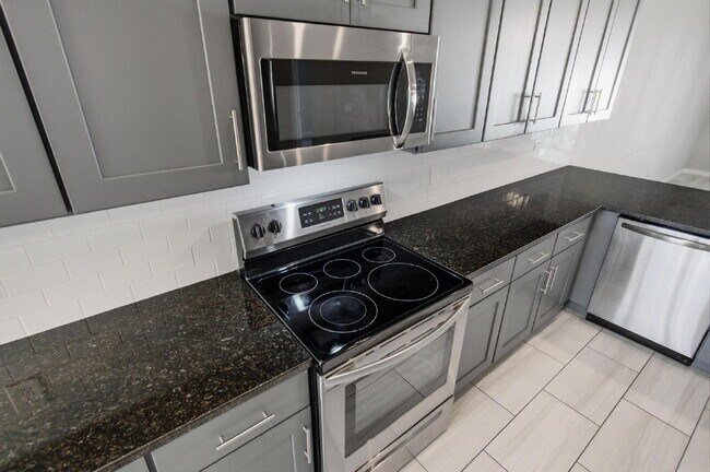 Building Photo - Matanzas Woods