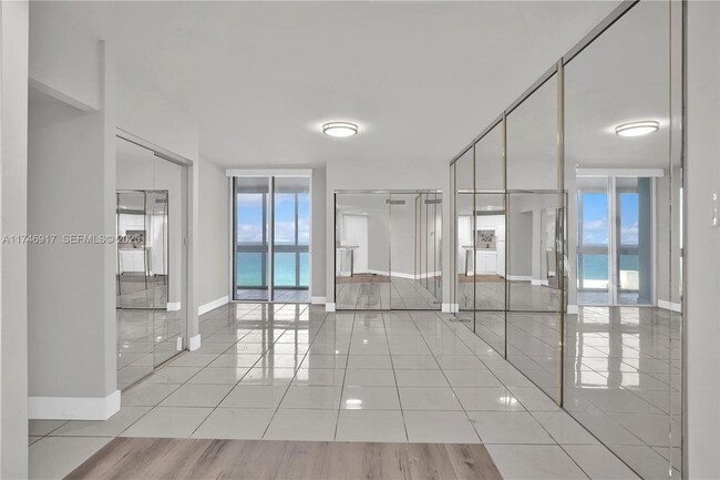 Building Photo - 5401 Collins Ave