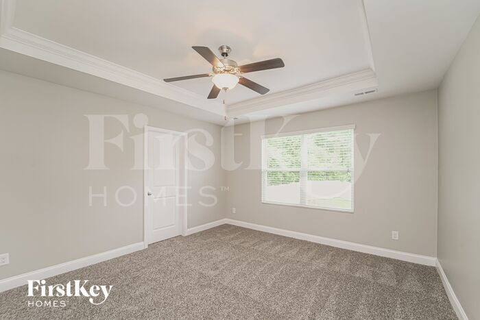 Building Photo - 9030 Evans Woods Dr