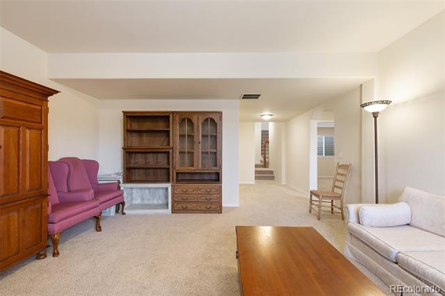 Building Photo - 2060 Cheyenne Summer View