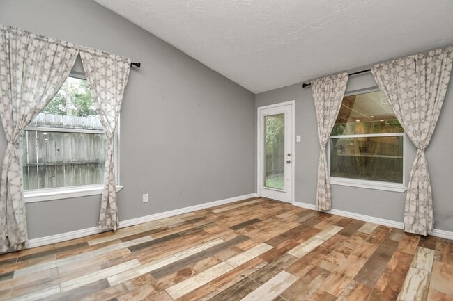 Building Photo - 1911 Pepperrell Pl Ct