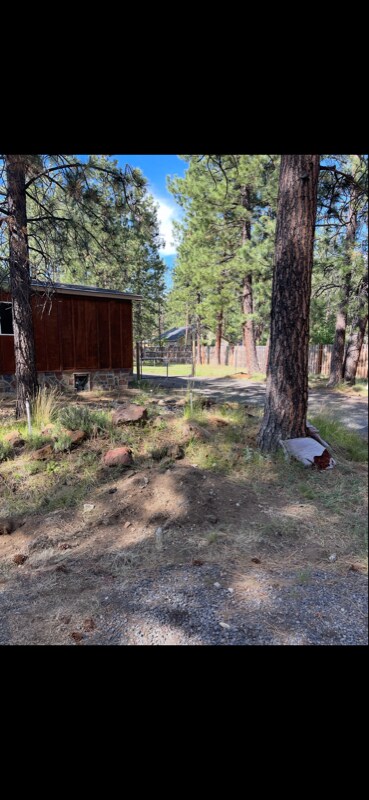 Building Photo - 14742 Bluegrass Loop