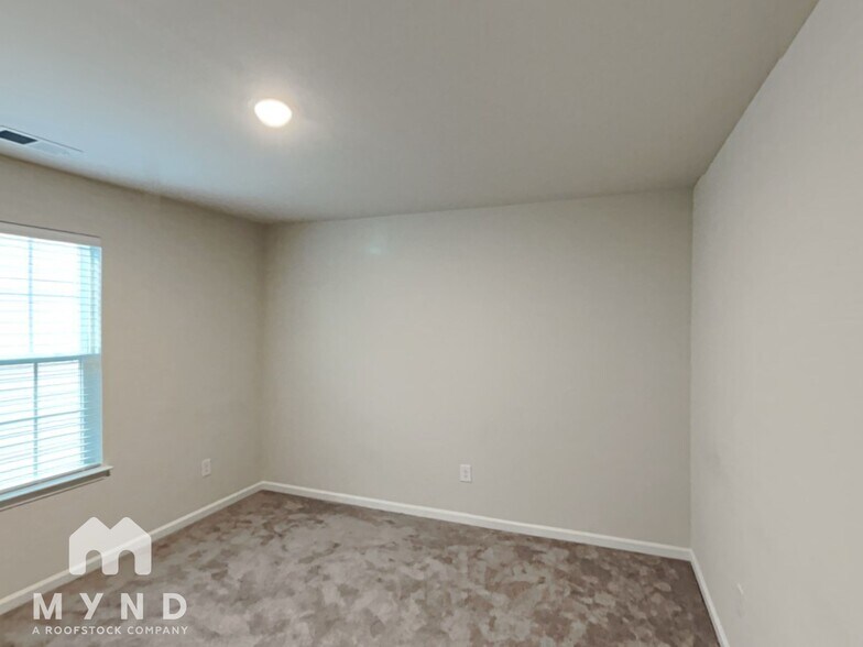 Building Photo - 16029 Seagard Cv