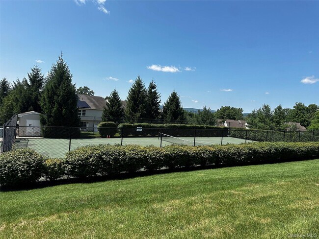 Building Photo - 2402 Rockledge Ct