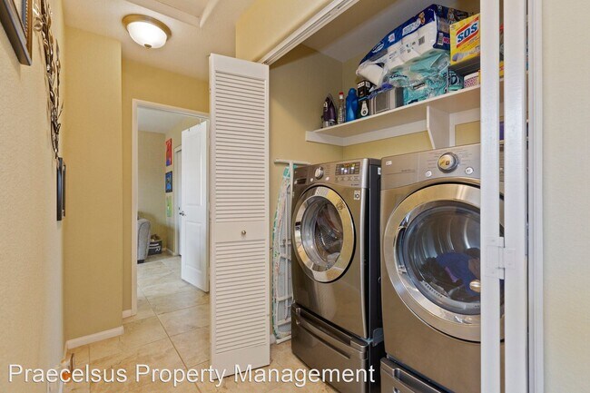 Building Photo - 2 br, 2.5 bath House - 1884 Aquamarine Cou...