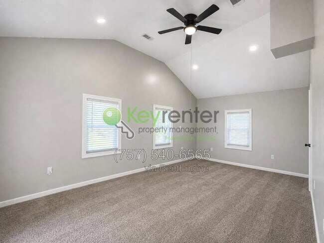 Building Photo - 3308 Monroe St