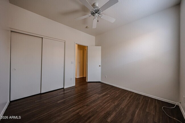 Building Photo - 6307 S 69th Glen
