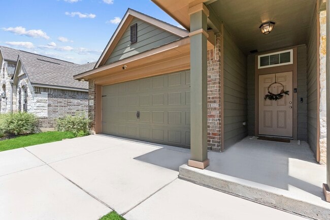 Building Photo - 3221 Climbing Gardens Ct