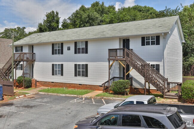 Building Photo - 35 Allendale Ln