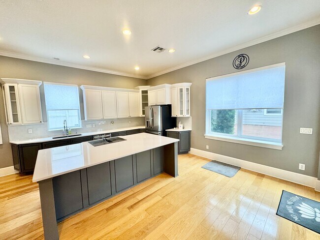 Building Photo - LUXURY RENTAL In Maitland - Winter Park Area 32751