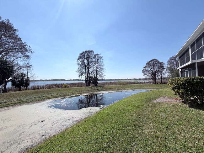 Building Photo - 2 Bedroom Lakeview Winter Haven Home Now Available for Rent!