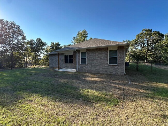 Building Photo - 17190 Lantana Loop