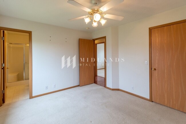 Building Photo - Two Springs Open Floor Plan