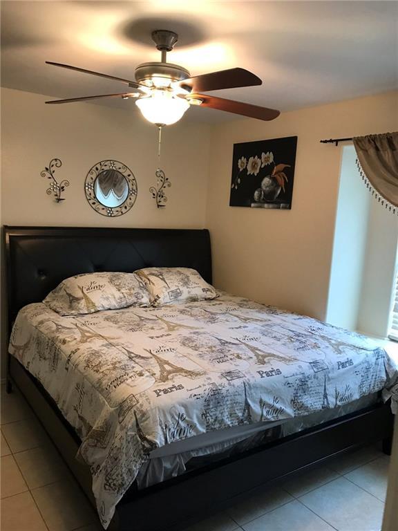 Building Photo - 1135 Livermore St