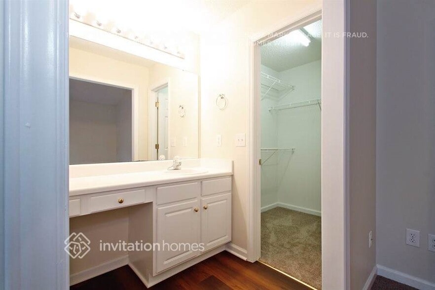 Building Photo - 416 Westonridge Run