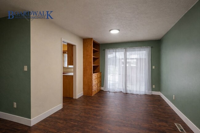 Building Photo - East Millcreek Gem on Rare Corner Lot