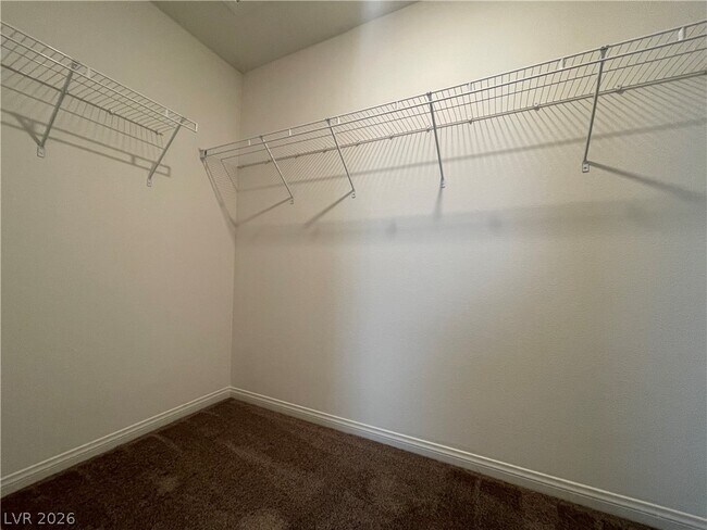 Building Photo - 9953 Cluny Ave