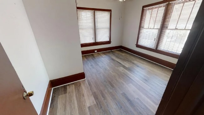 Building Photo - 1624 W 31st St