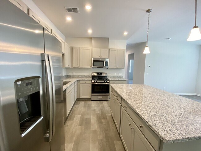 Building Photo - Four Bedroom Home in The Lakes at New Rive...