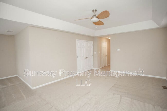 Building Photo - 7 Amaryllis Ln