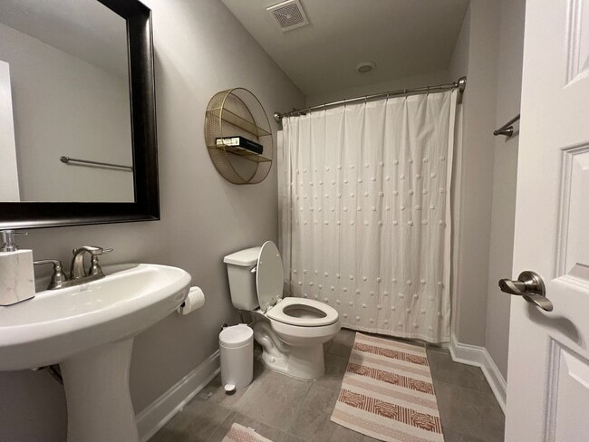 Building Photo - Available July 1, 2026!