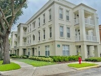 Building Photo - 1 Bedroom Top Floor Condo at Siena in Cele...