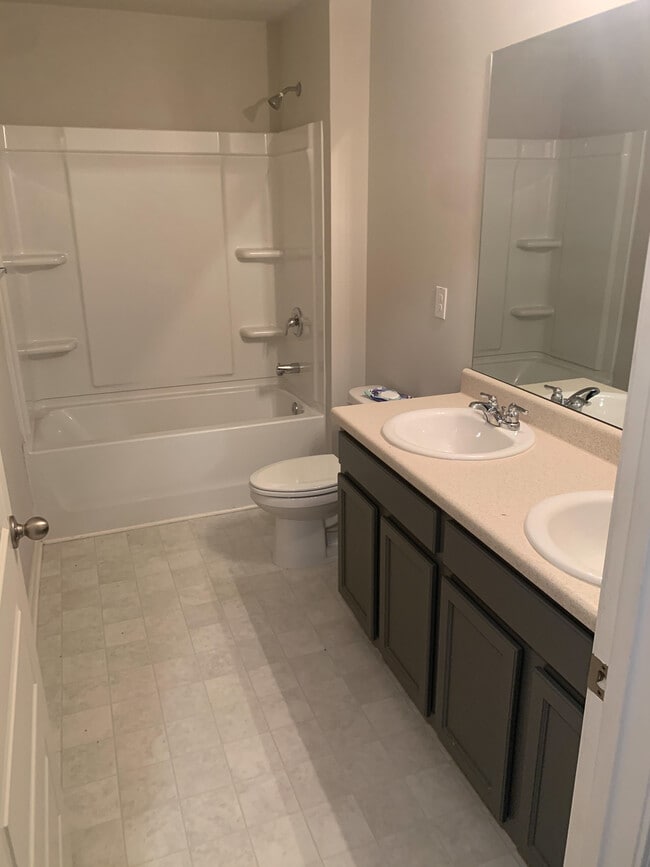 Building Photo - Hampshire